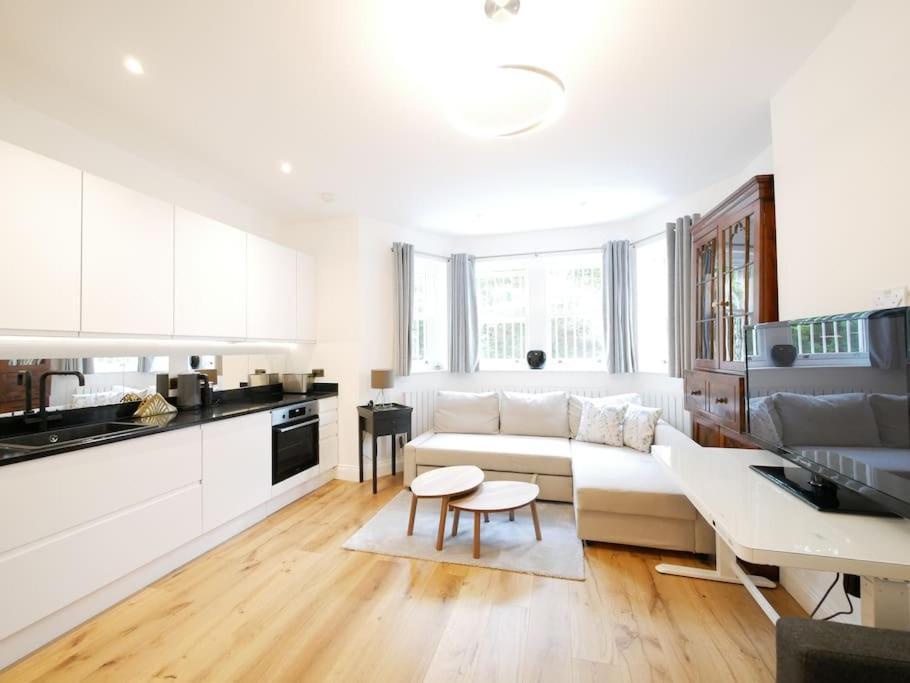 Newly Refurbished 2 Bed Apartment In Paddington London Exteriör bild