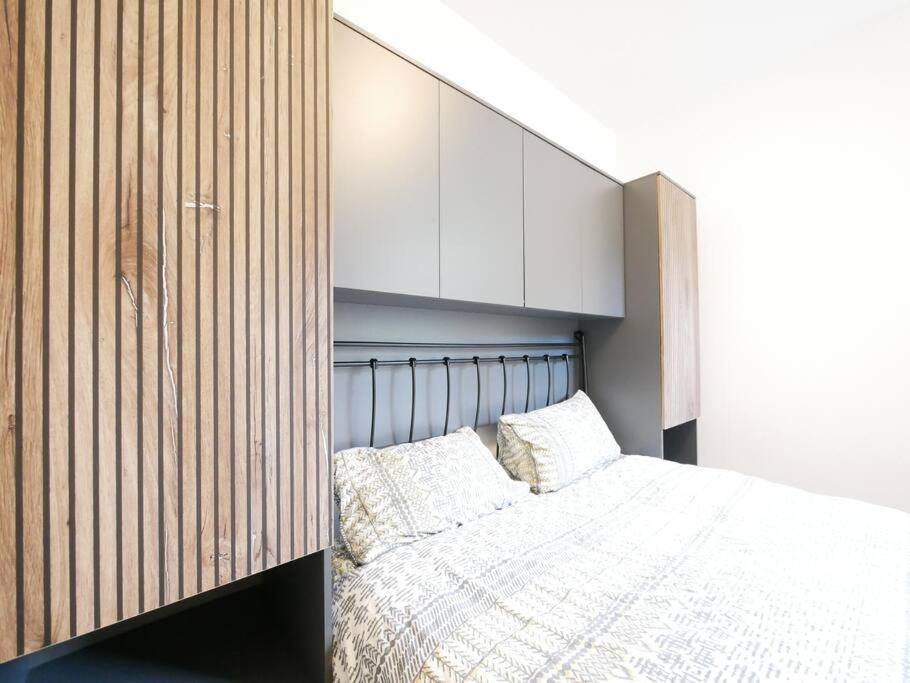 Newly Refurbished 2 Bed Apartment In Paddington London Exteriör bild